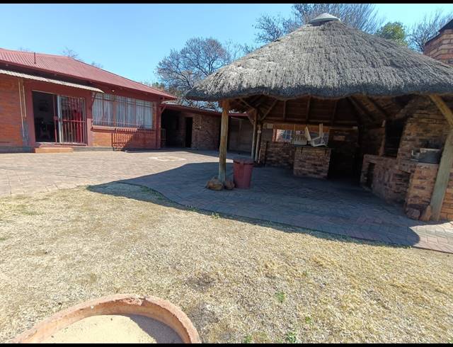3 BEDROOM HOUSE FOR SALE IN VANDERBIJLPARK CW 5